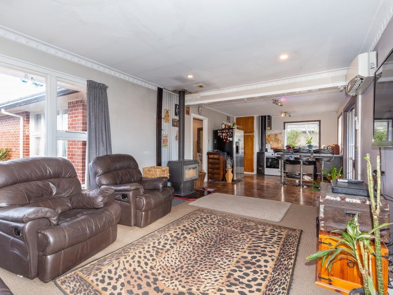 23 Emlyn Place, Avondale, Christchurch - Carousel 2