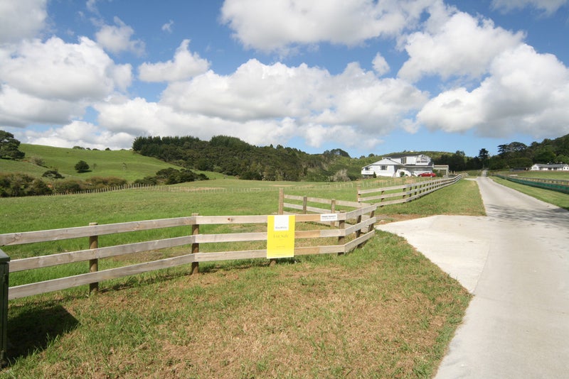 0 Caton Road, Waitakere, Henderson - Carousel 1