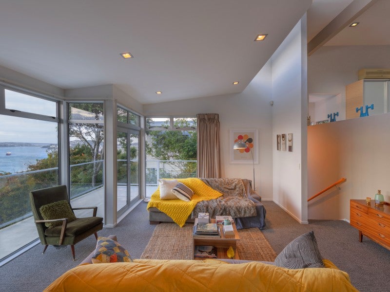 153 Onslow Road, Khandallah, Wellington - Carousel 1