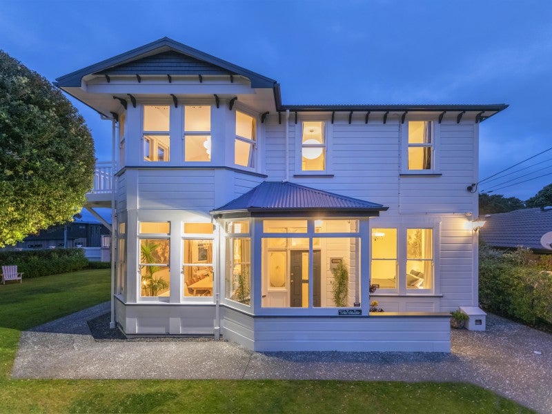 33 Ferry Street, Seatoun, Wellington - Carousel 1
