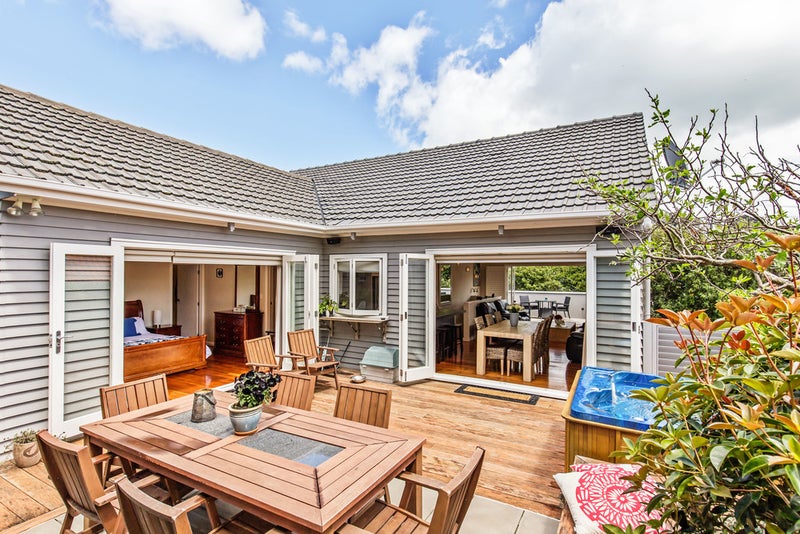 152 Kohimarama Road, Kohimarama, Auckland - Carousel 1