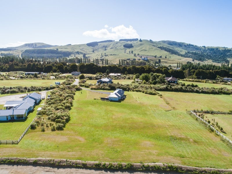 15 Lacebark Drive, Taupo - Carousel 23