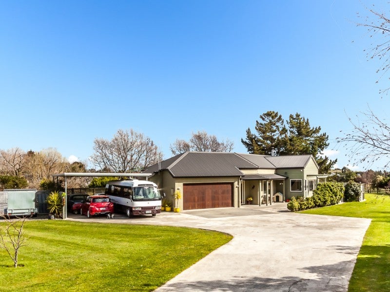 26 Stonebrook Lane, Kelvin Grove, Palmerston North - Carousel 1