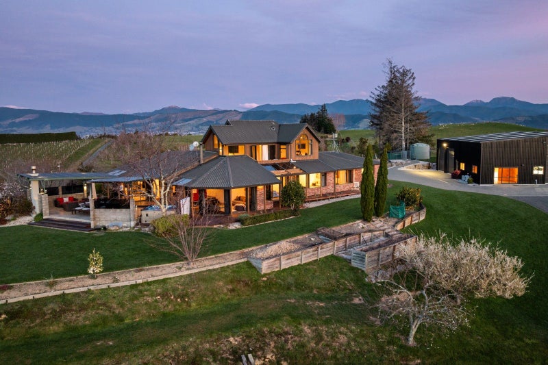 113 Malling Road, Redwood Valley, Richmond - Carousel 2