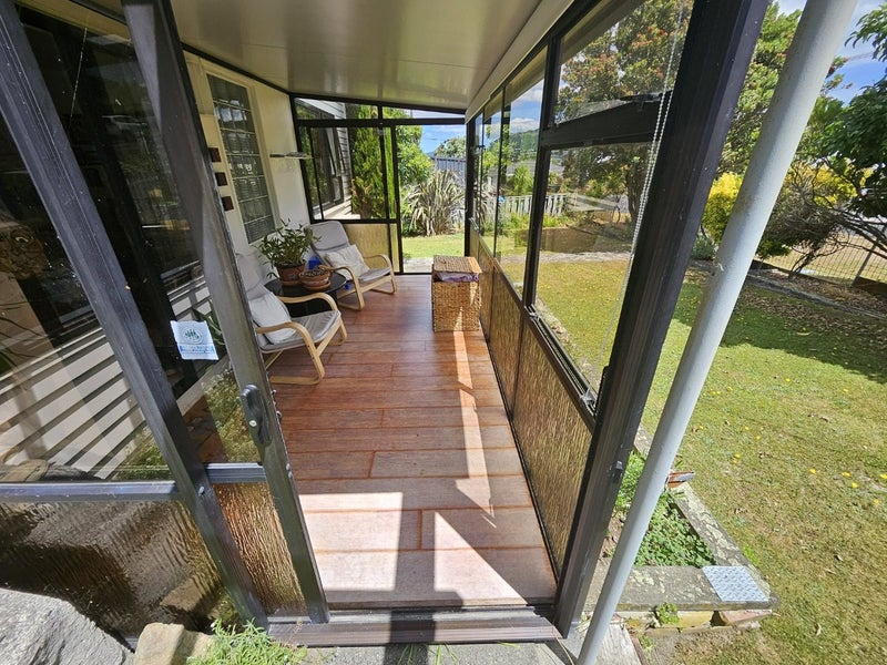 2 Herewini Street, Titahi Bay, Porirua - Carousel 2