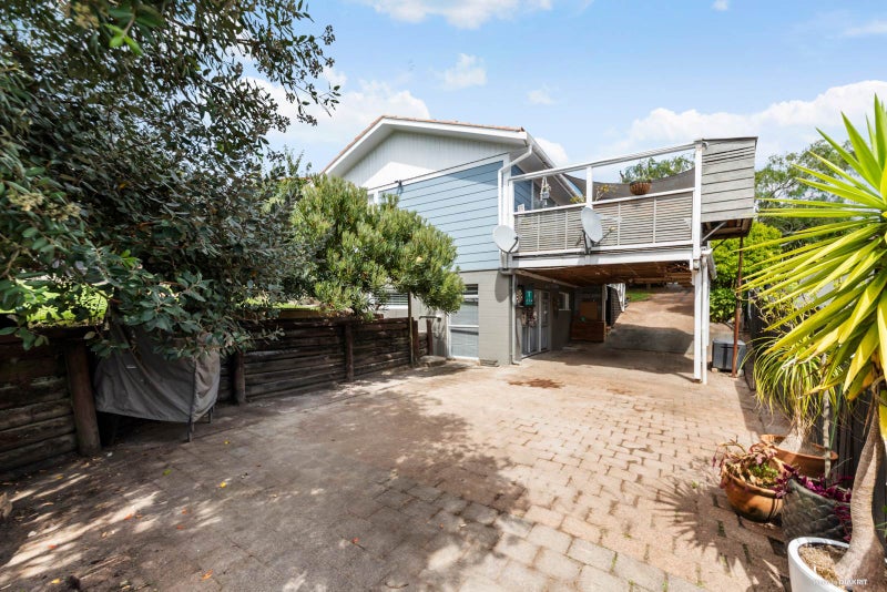 28 Parrs Cross Road, Henderson, Auckland - Carousel 2