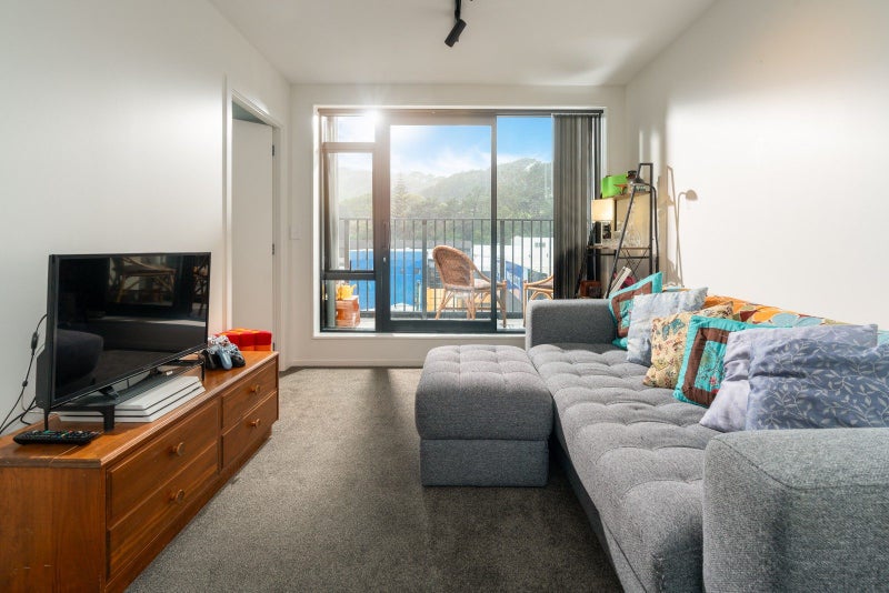 413/21 King Street, Mount Cook, Wellington - Carousel 2