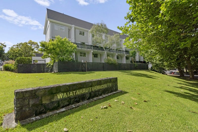 15/145 Howe Street, Freemans Bay, Auckland - Carousel 1