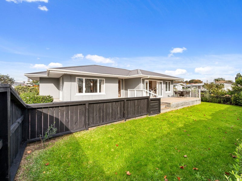 12 Devon Street, Greerton, Tauranga - Carousel 2