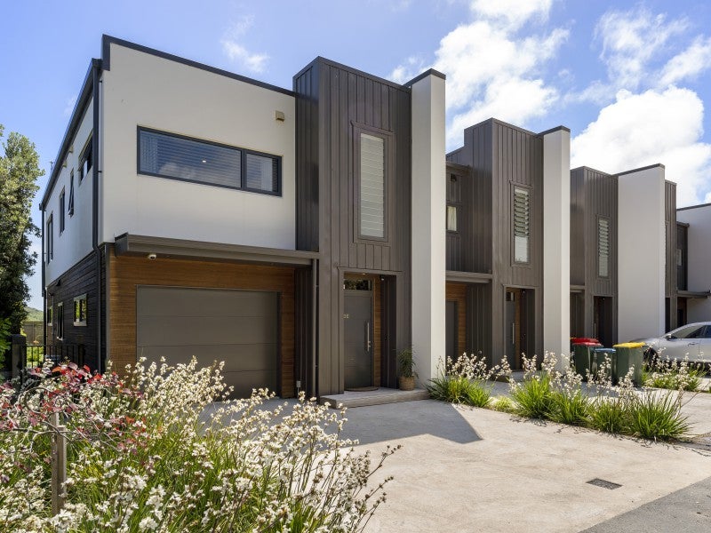 63E Whitford Brown Avenue, Papakowhai, Porirua - Carousel 1