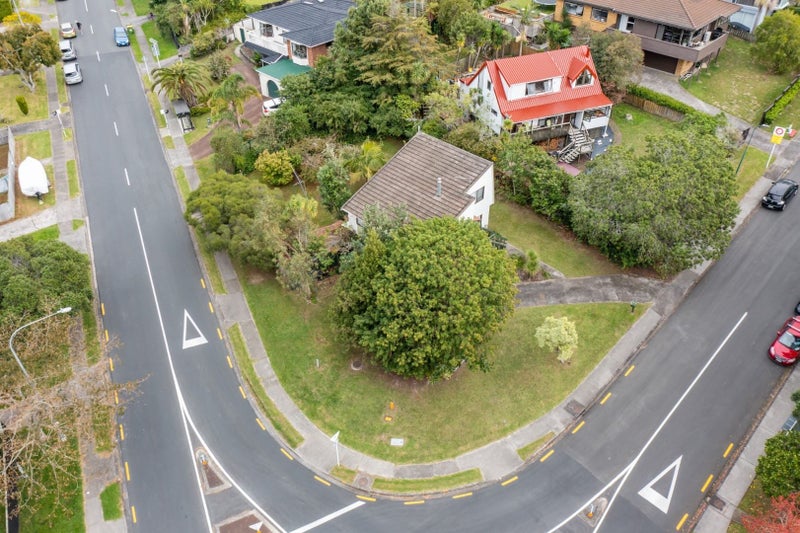 2 Lingham Crescent, Torbay, Auckland - Carousel 13