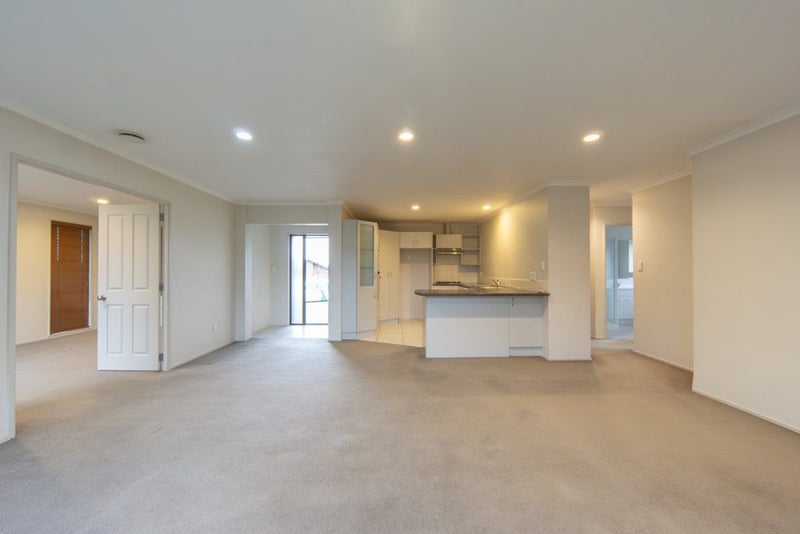 41 Coleraine Drive, Rototuna, Hamilton - Carousel 2