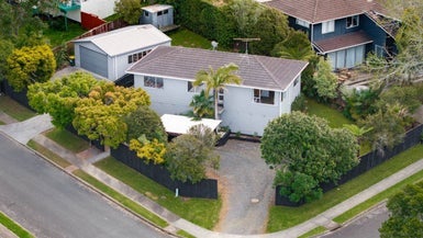 1 Babington Place, Torbay, Auckland - Carousel 1