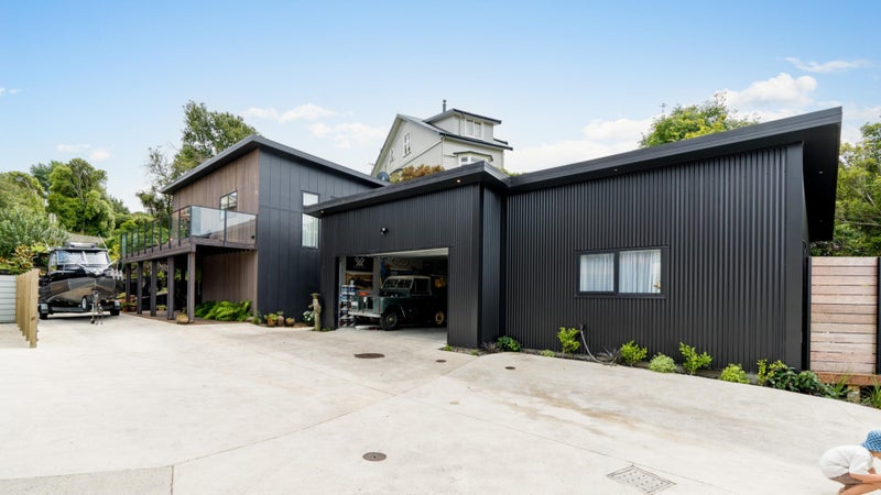 29A Patrick Street, The Glen, Dunedin - Carousel 1