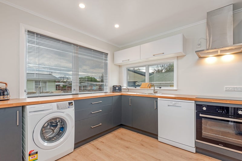 25 Avenue Road, Foxton, Foxton - Carousel 2