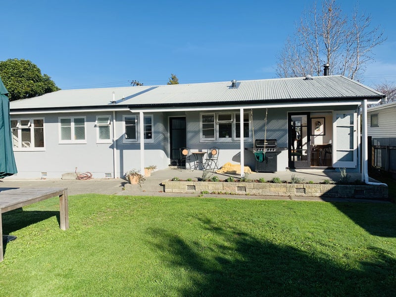 7 Trinity Crescent, Pirimai, Napier - Carousel 1