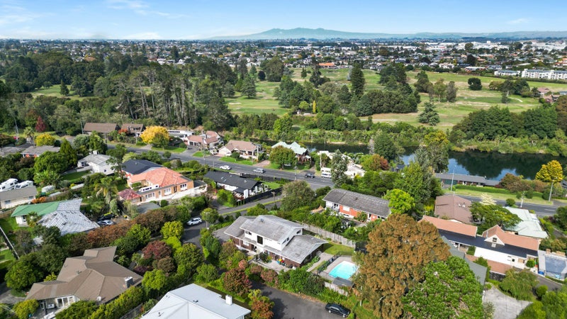 1030 River Road, Queenwood, Hamilton - Carousel 28