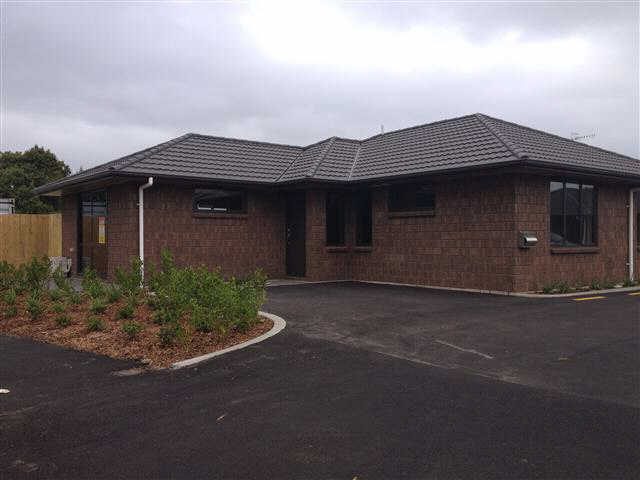 1/108 Old Farm Road, Hamilton East, Hamilton - Carousel 1