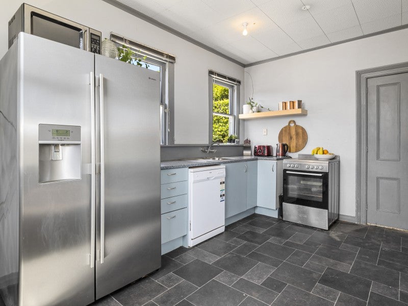 44 Falcon Street, Kaikorai, Dunedin - Carousel 2