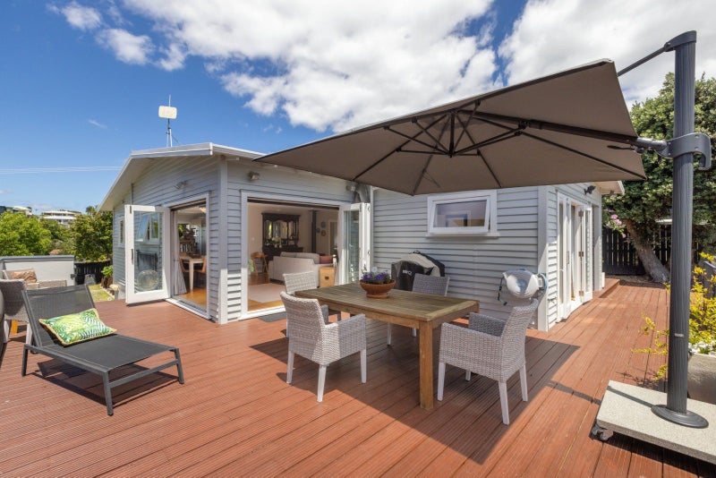 57 Seaview Road, Otumoetai, Tauranga - Carousel 2