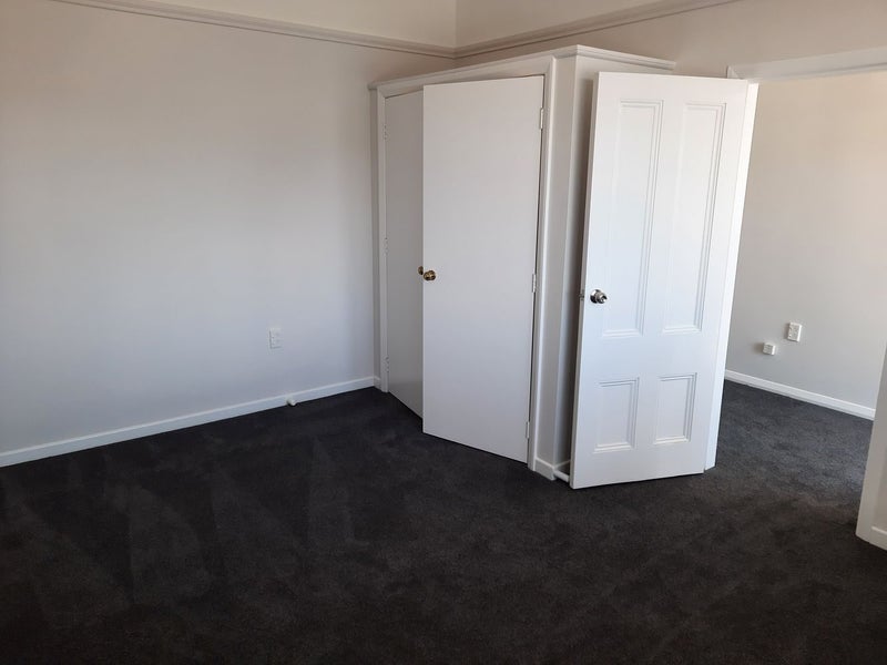 20 Wilson Street, Newtown, Wellington - Carousel 17