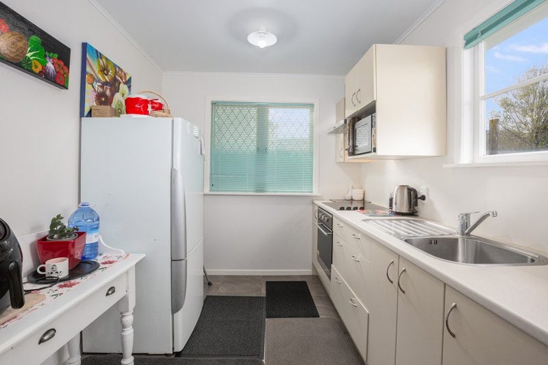 5A Short Street, Wainuiomata, Lower Hutt - Carousel 2