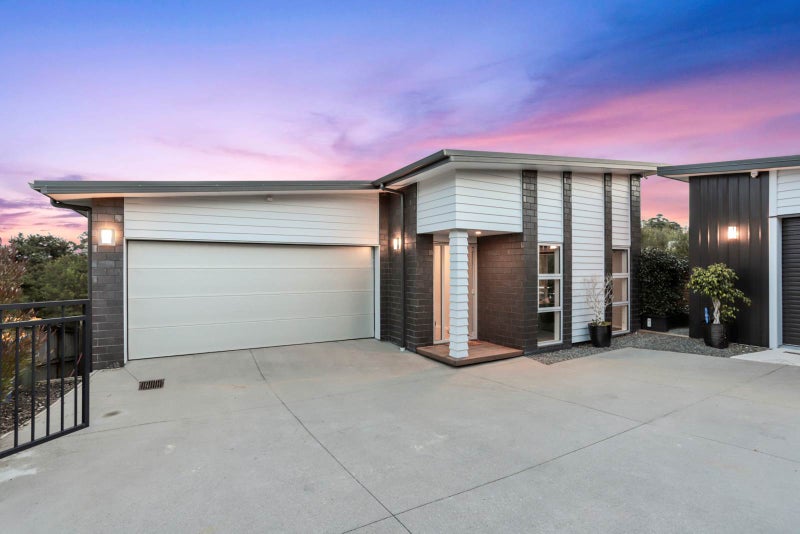 27 Bradnor Meadows Drive, Swanson, Auckland - Carousel 2
