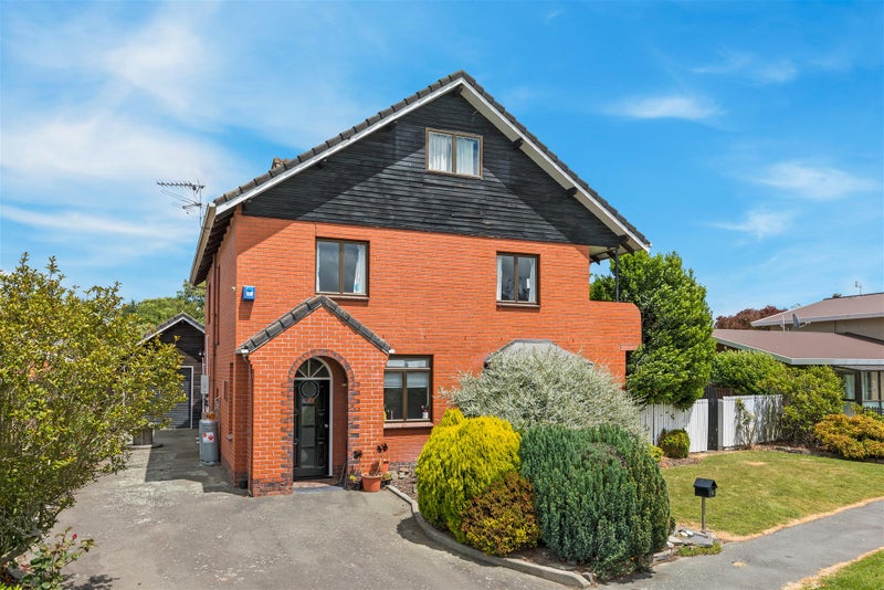 15 Sawtell Place, Northcote, Christchurch - Carousel 1