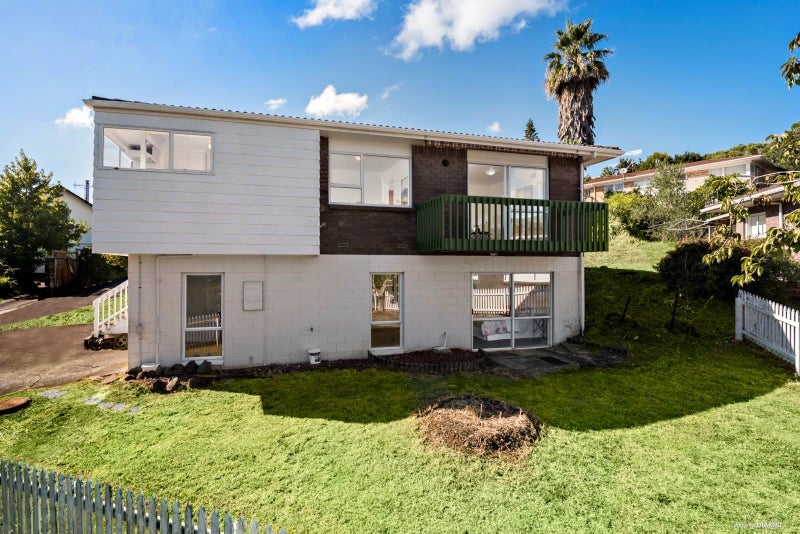 1/41 Bentley Avenue, Glenfield, Auckland - Carousel 2