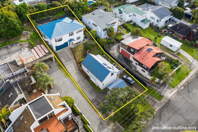 16 Alfred Street, Northcote Point, Auckland - Carousel 1