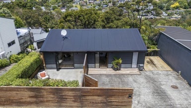 2/42 Glen Vista Place, Bayview, Auckland - Carousel 1