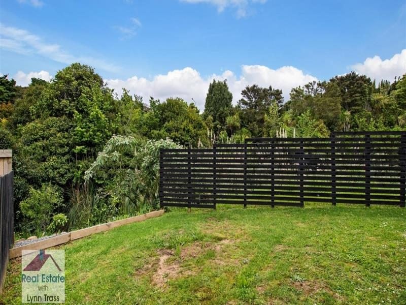 8 Cole Terrace, Kamo, Whangarei - Carousel 12