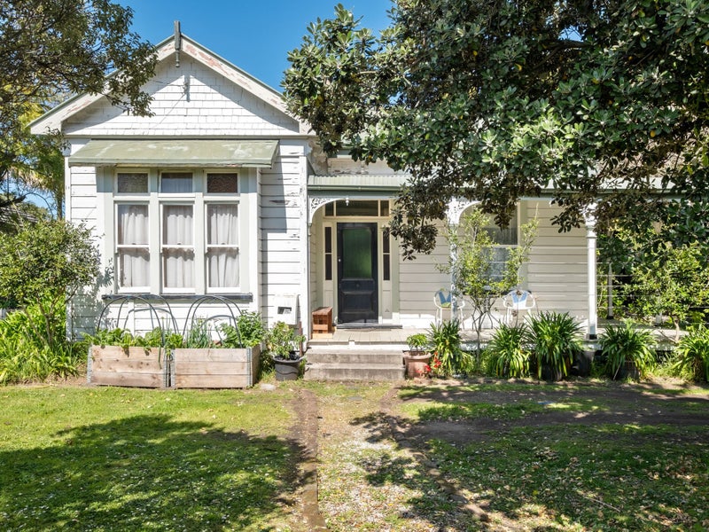 480 Childers Road, Te Hapara, Gisborne - Carousel 1