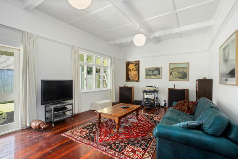11 Fairholme Avenue, Epsom, Auckland - Carousel 2