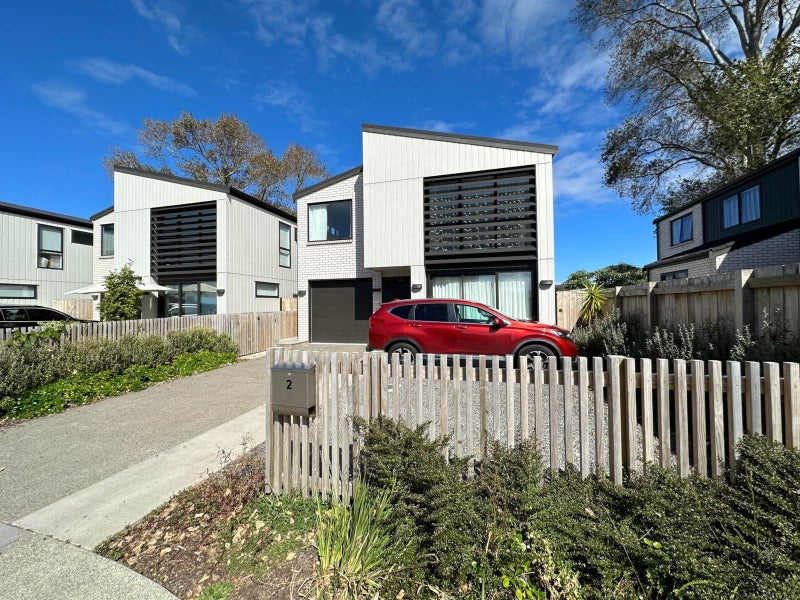 2 Manahi Lane, Panmure, Auckland - Carousel 1