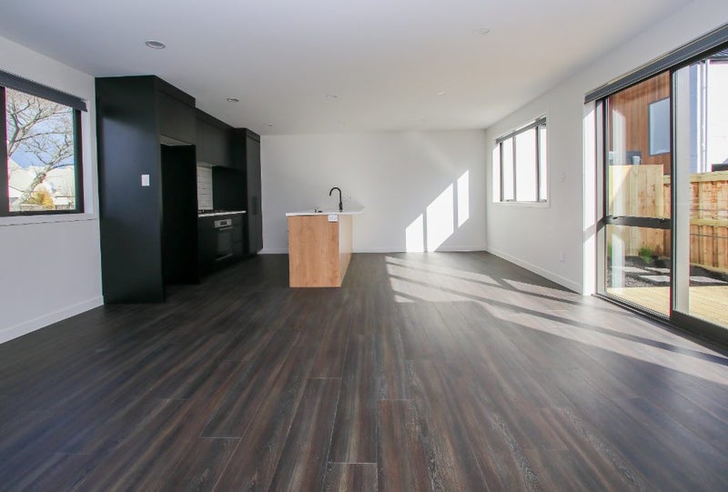 2/24 Campbell Street, Frankton, Hamilton - Carousel 2