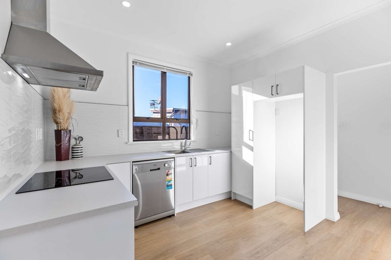 26 Haydon Street, Roslyn, Palmerston North - Carousel 2