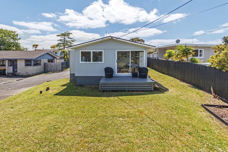 1/29 Neptune Avenue, Beach Haven, Auckland - Carousel 23
