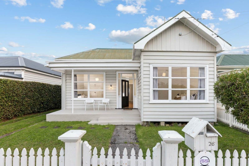 26 Brixton Road, Mount Eden, Auckland - Carousel 1
