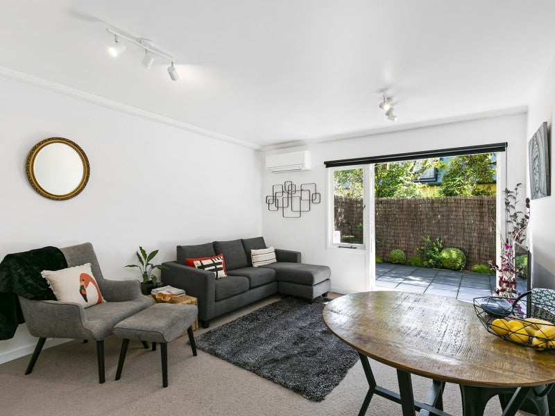 52/46 Hiropi Street, Newtown, Wellington - Carousel 1