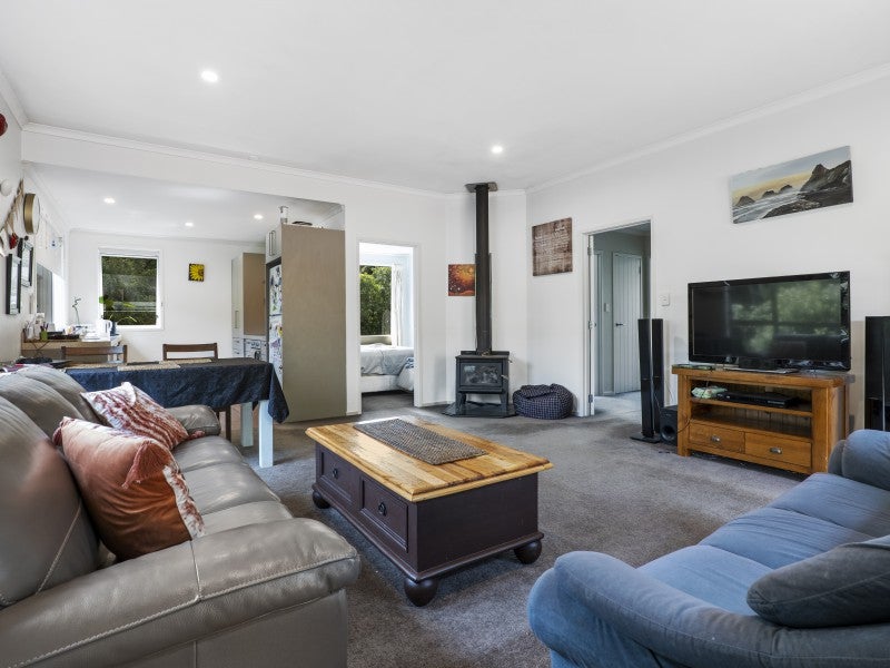 81 Brois Street, Frankleigh Park, New Plymouth - Carousel 2