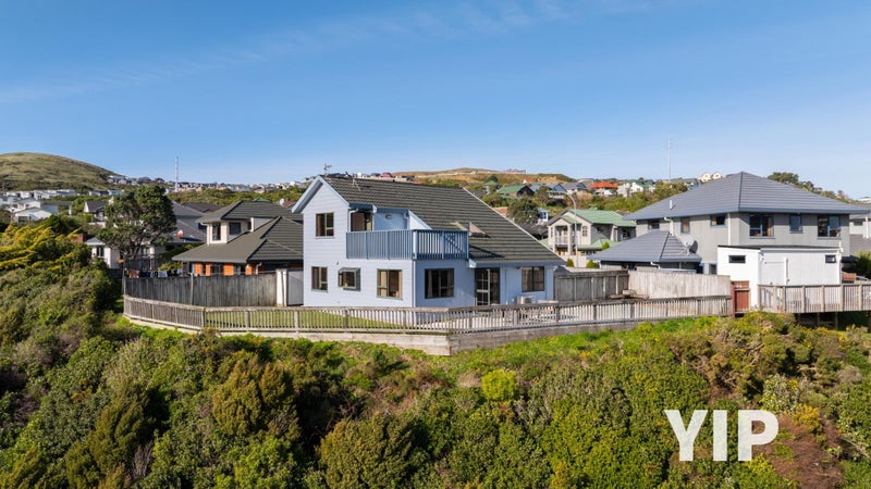 22 Peppertree Lane, Woodridge, Wellington - Carousel 2