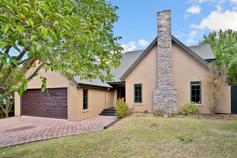 3 Strathconnan Court, Rototuna, Hamilton - Carousel 1