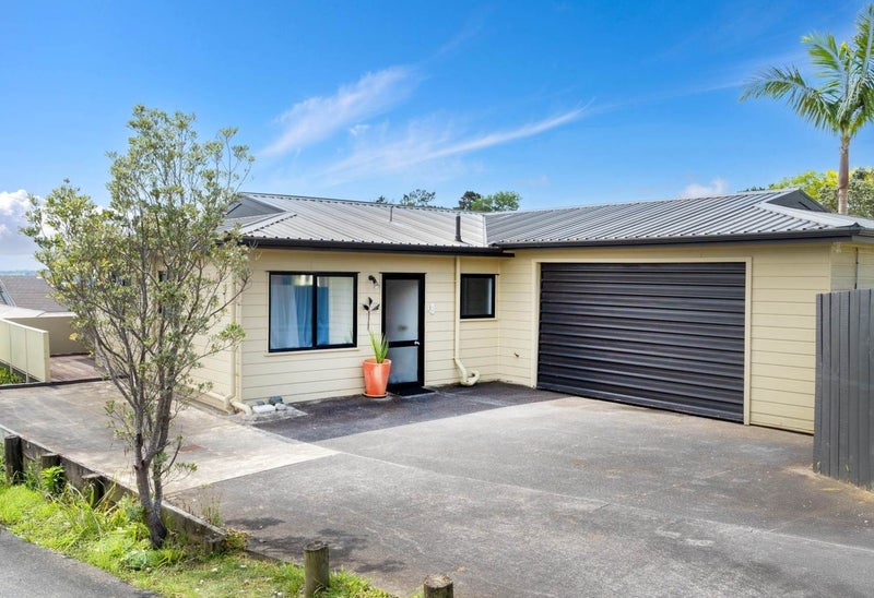 2/68 Bleakhouse Road, Bucklands Beach, Auckland - Carousel 1