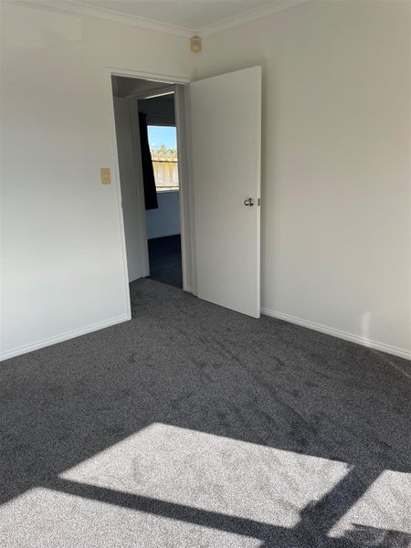 10 Brailsford Ct, Dannemora, Manukau - Carousel 2