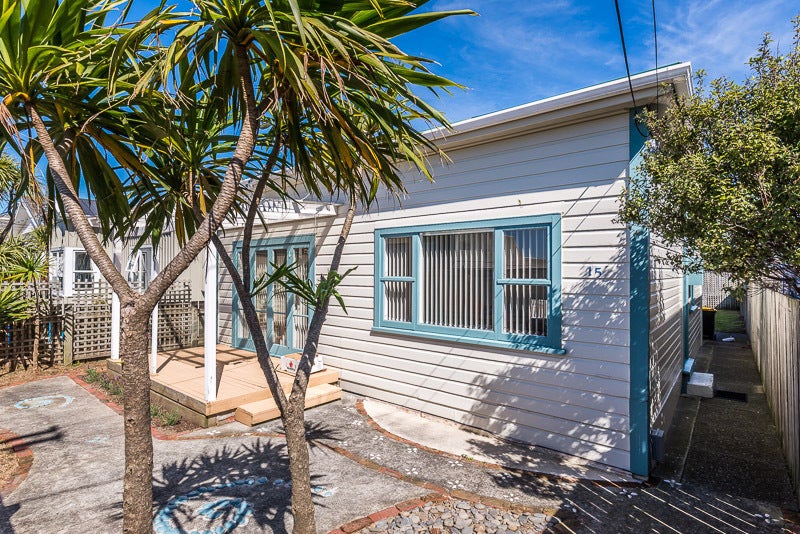 15 Cruickshank Street, Kilbirnie, Wellington - Carousel 1