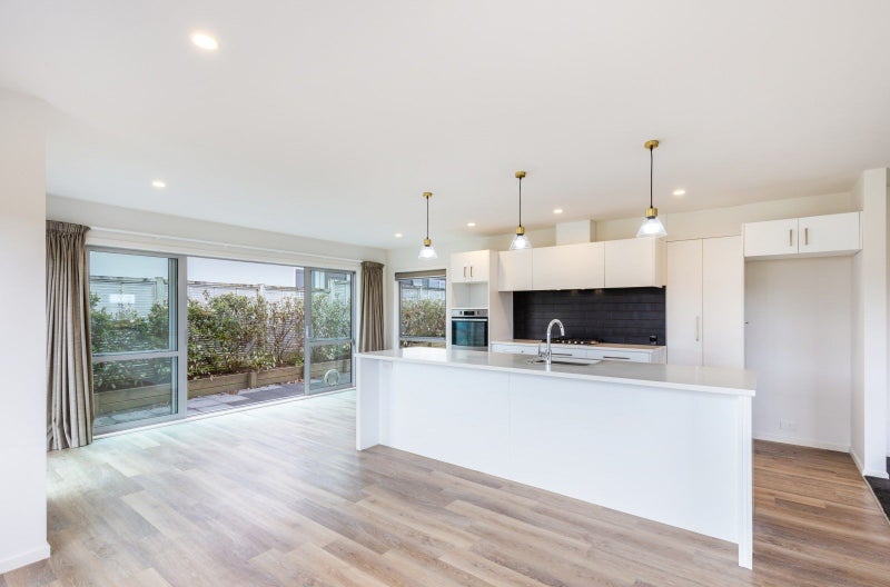 8 The Pheasant Tail, Nukuhau, Taupo - Carousel 2