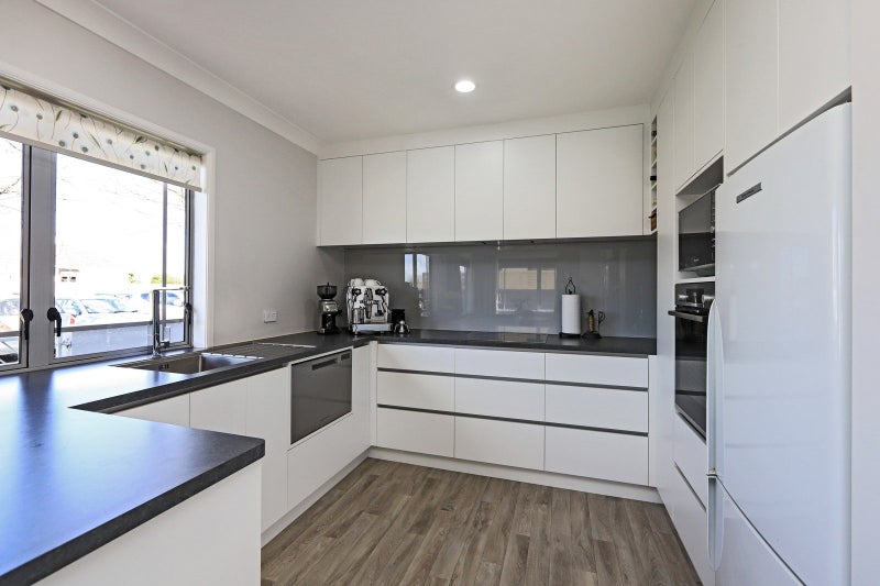 36A Anzac Avenue, Onekawa, Napier - Carousel 16