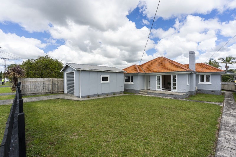 25 King ST, Kensington, Whangarei  - Carousel 12