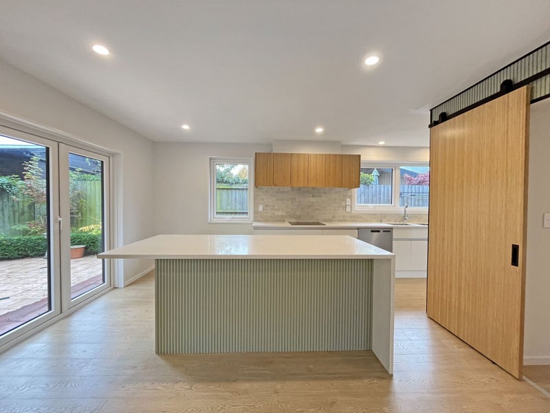 2/109 Knowles Street, St Albans, Christchurch - Carousel 2